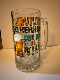 MUGS