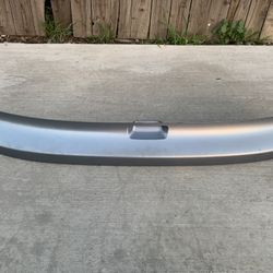 07-11 Honda CR-V Tailgate Lower Trim Panel Molding 