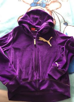 Girls hoodie size (M) 8-10