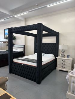 Camas # Disponibles # Bedroom Set in Stock