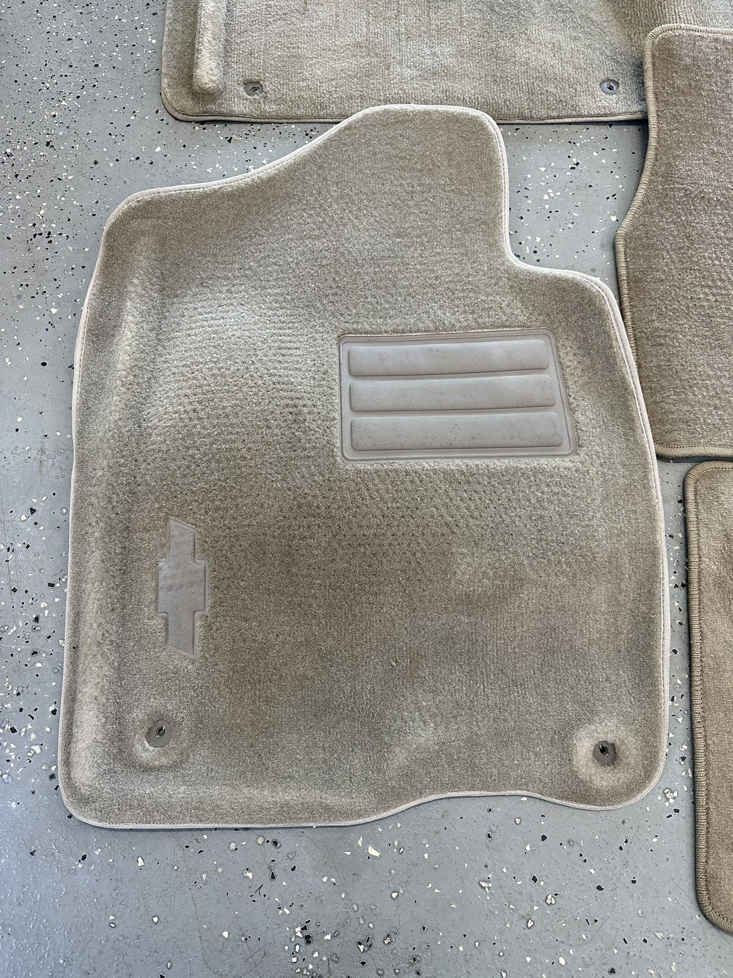07-14 Chevy Tahoe Floormats