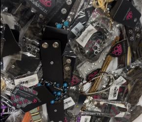PAPARAZZI JEWELRY Dealers Lot 700+Pcs Jewelry