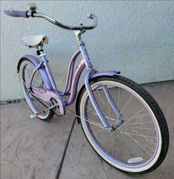 Schwinn Legacy 24" Cruiser Bike!