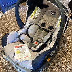 Chicco Infant Car Seat