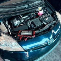 TOYOTA PRIUS ENGINE 