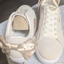 Puma's Women Size 10 