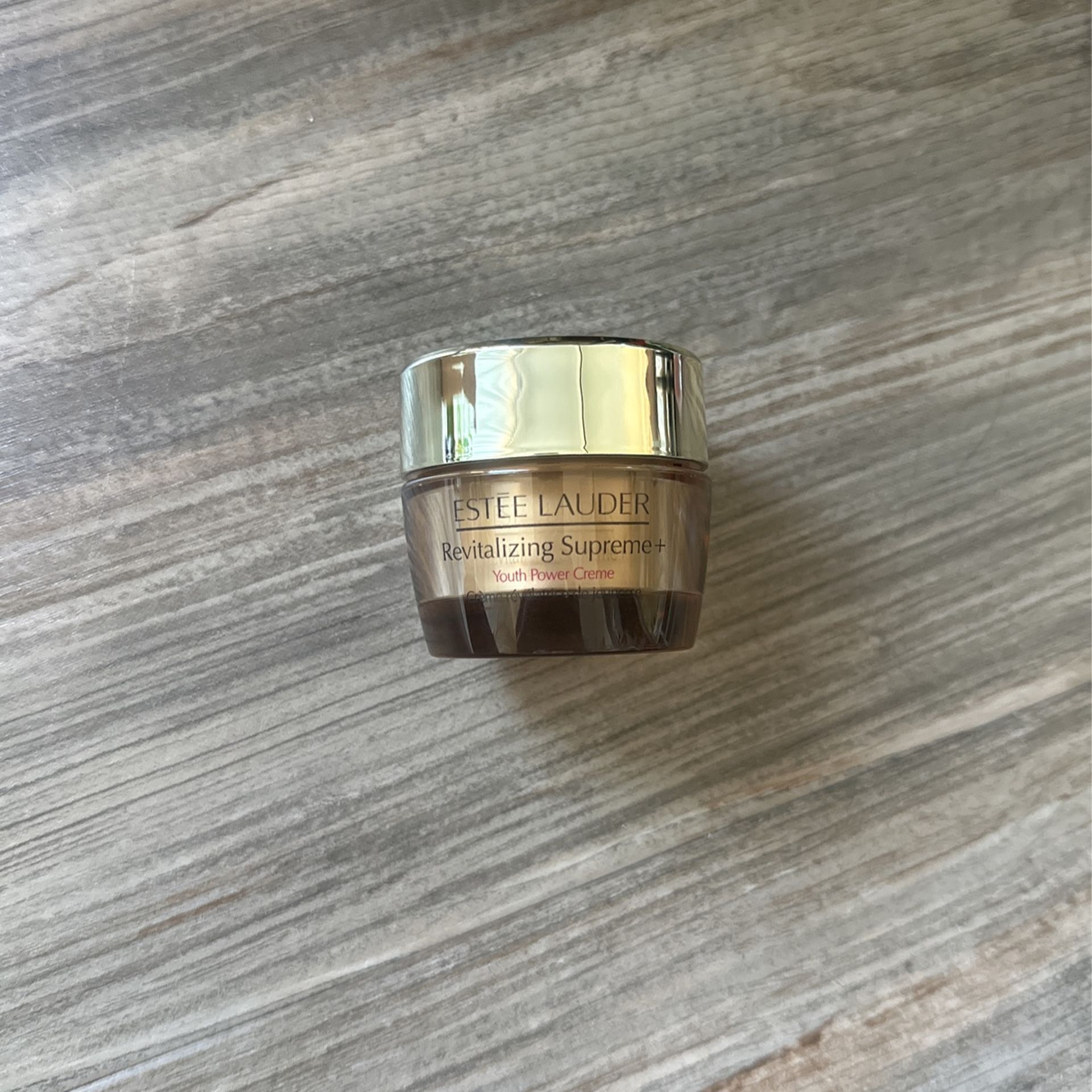 Estee Lauder Supreme