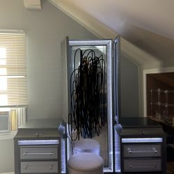 Light Up Vanity 