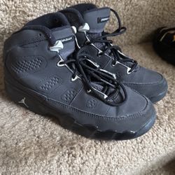 Kids Jordan’s Size 3