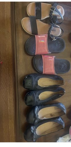 Girls shoes