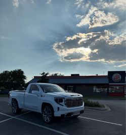 GMC Sierra Denali 24” wheels