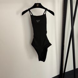 Women’s Clothing Swimwear 
