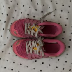 Nike Size 11 Pink Shoes