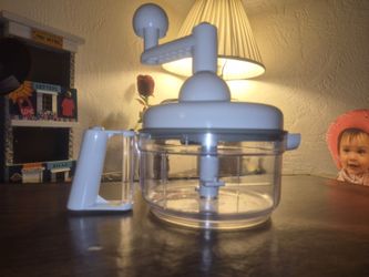 Salsa Master Manual Food Processor & Chopper - Hand Crank Kitchen Blender Mixer