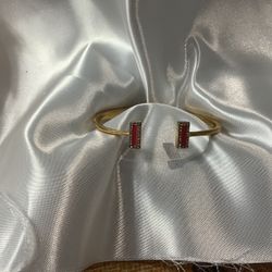 Kate Spade New York Gold Tone Rhinestone And Fuchsia Enamel Hinged Cuff Bracelet