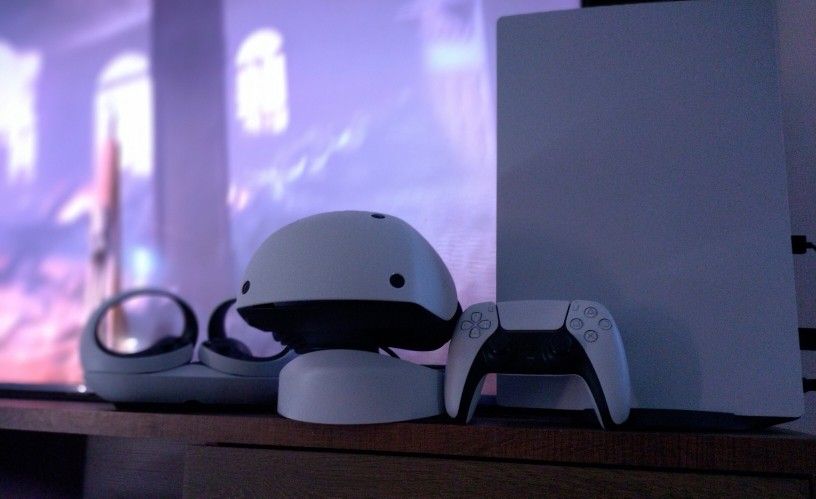 LIKE NEW!! PS5 (DIGITAL EDITION) WITH VR HEAD SET AND ALL