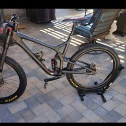 (Large) 2015 Cannondale Trigger Black Inc.