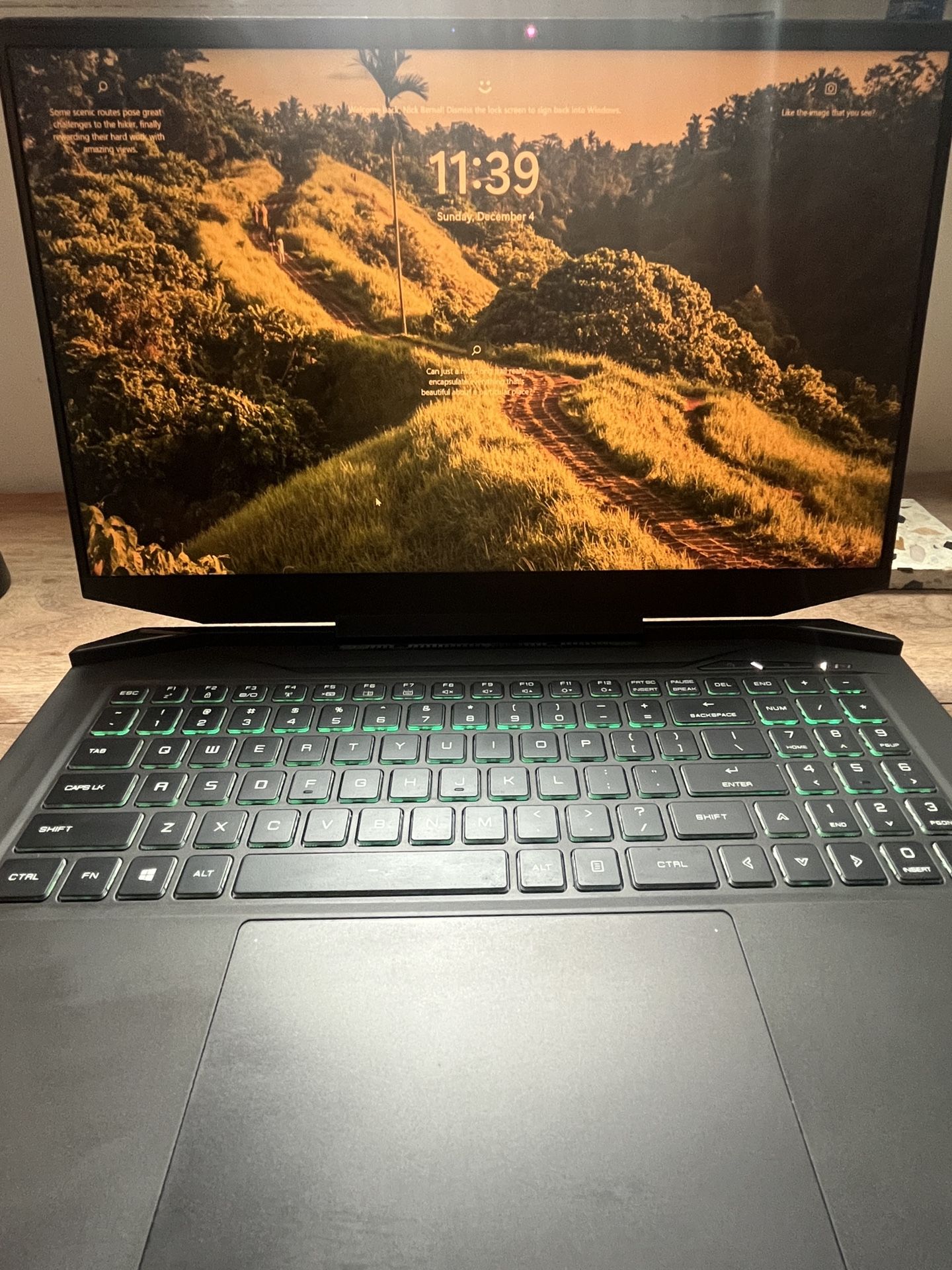 Gaming Laptop Eluktronics Prometheus XVII AMD RYZEN 9, NVIDIA RTX
