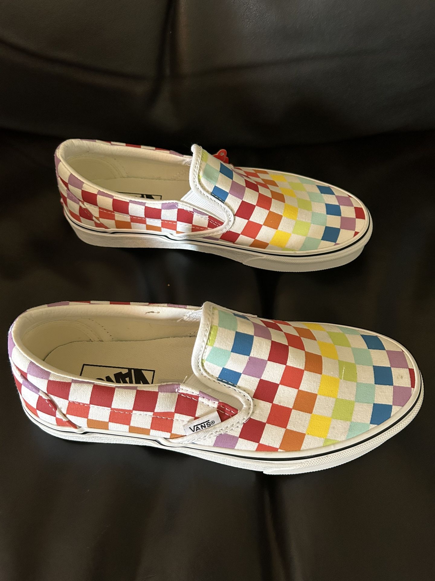 Vans Slip On Women’s 7.5 Men’s 6 Rainbow Check 