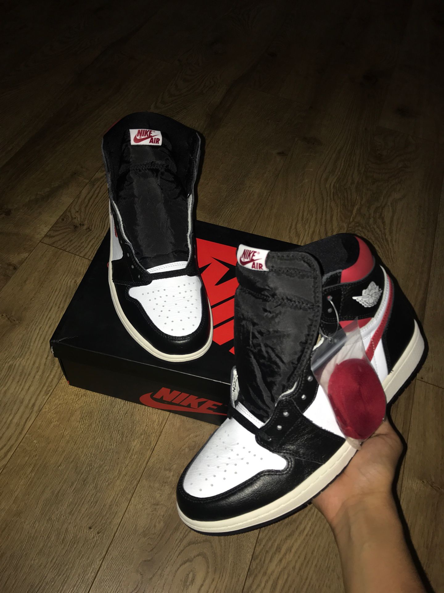 Jordan 1 “Gym red” size 11