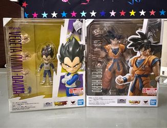 SH Figuarts Son Goku Super Hero (Reissue) and SH Figuarts Vegeta (Mini) Daima