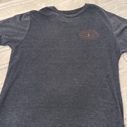Adult Small Volcom Shirt