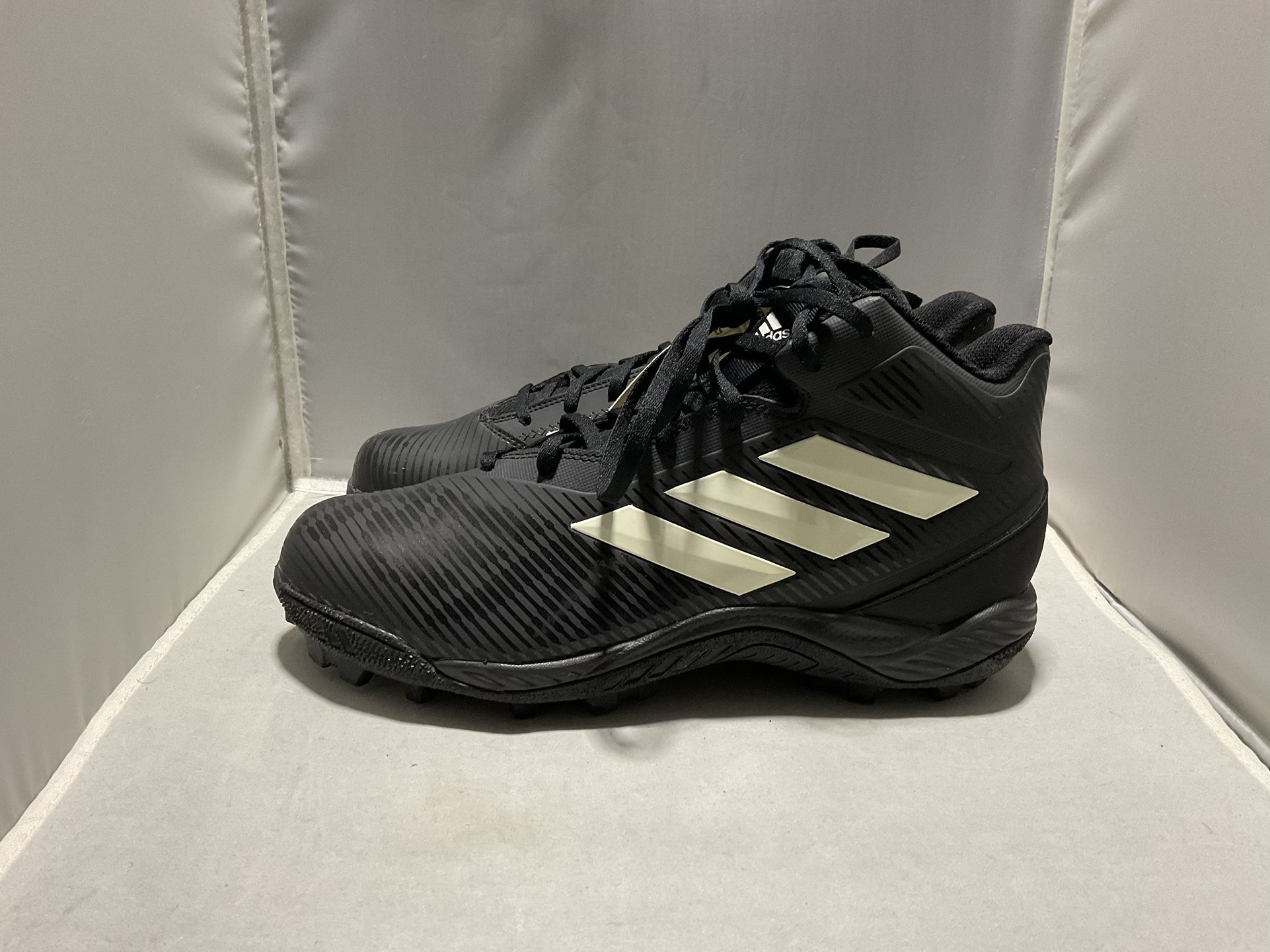 Brand New Adidas Freak Mid MD Men's Size 10 Black White Football