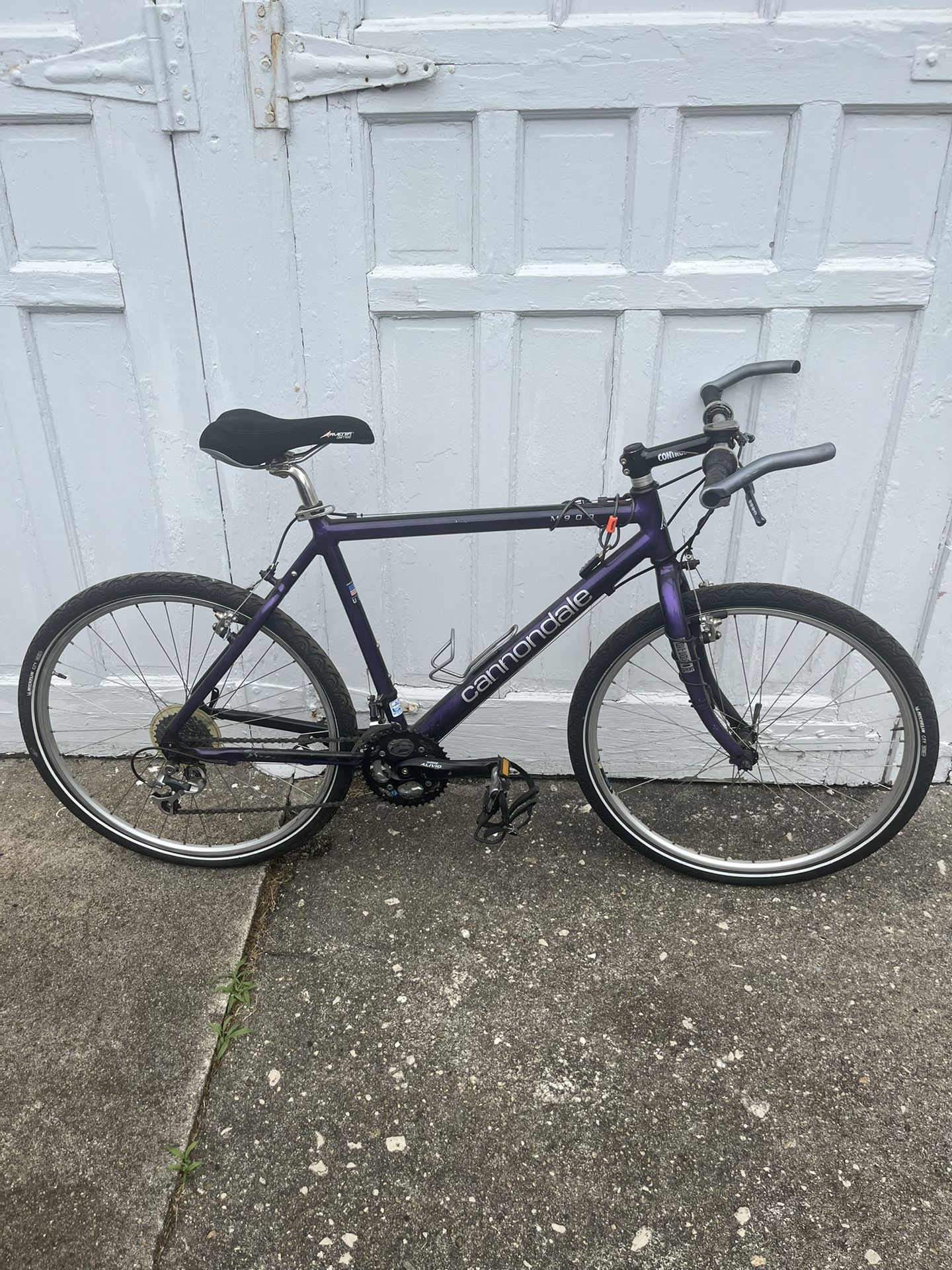 Purple 1995 Cannondale M900 Mountain Bike