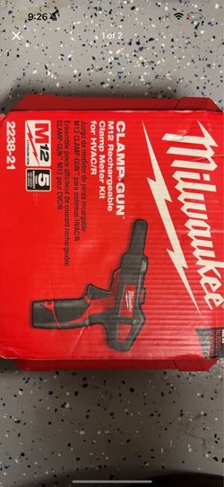 Milwaukee M12 Rechargeable Clamp Meter Kit for HVAC/R 2238-21