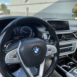 2016 BMW 740i