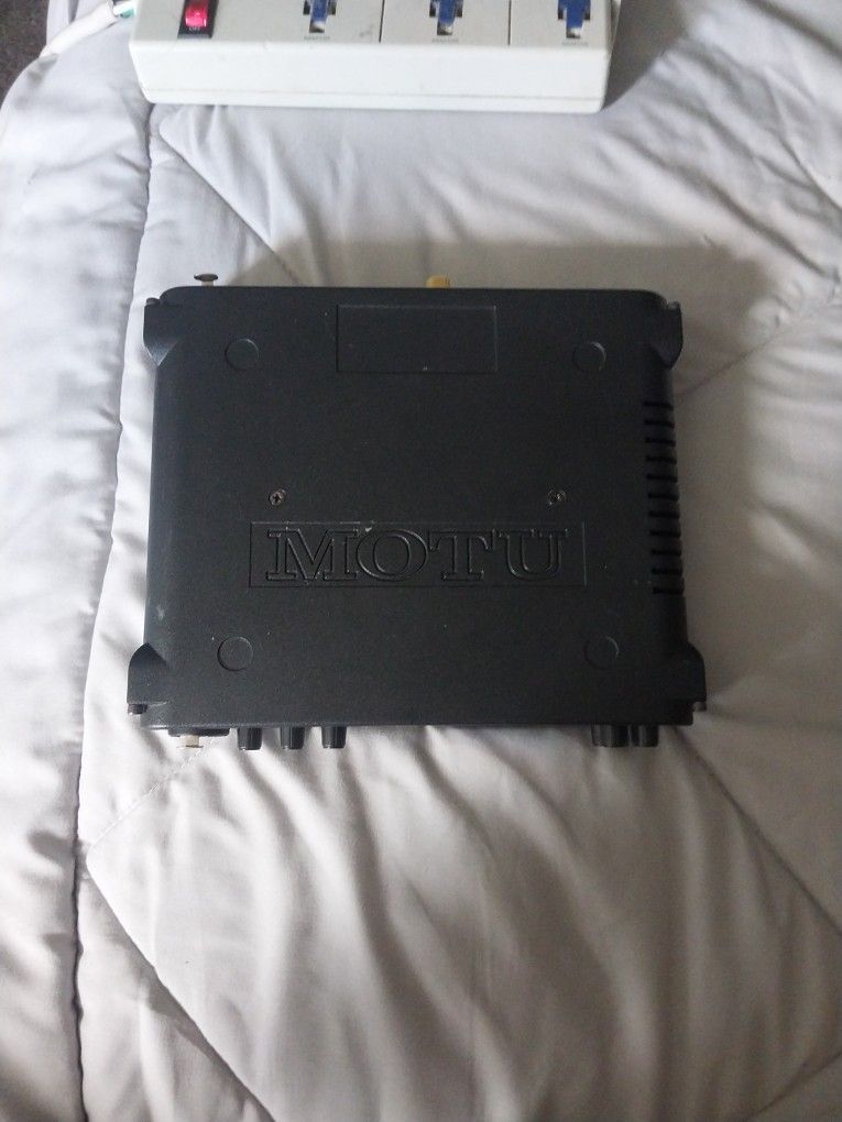 Motu Ultra Lite