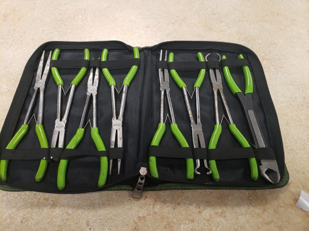 Matco Tools 8 Piece Long Reach Plier Set