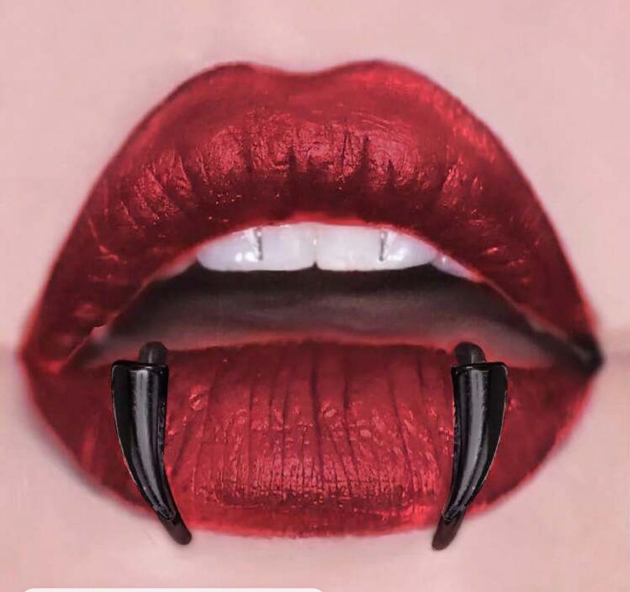 Vampire Teeth-lip Clips