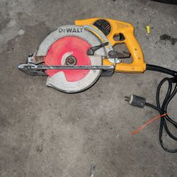 Dewalt Worm Drive Saw