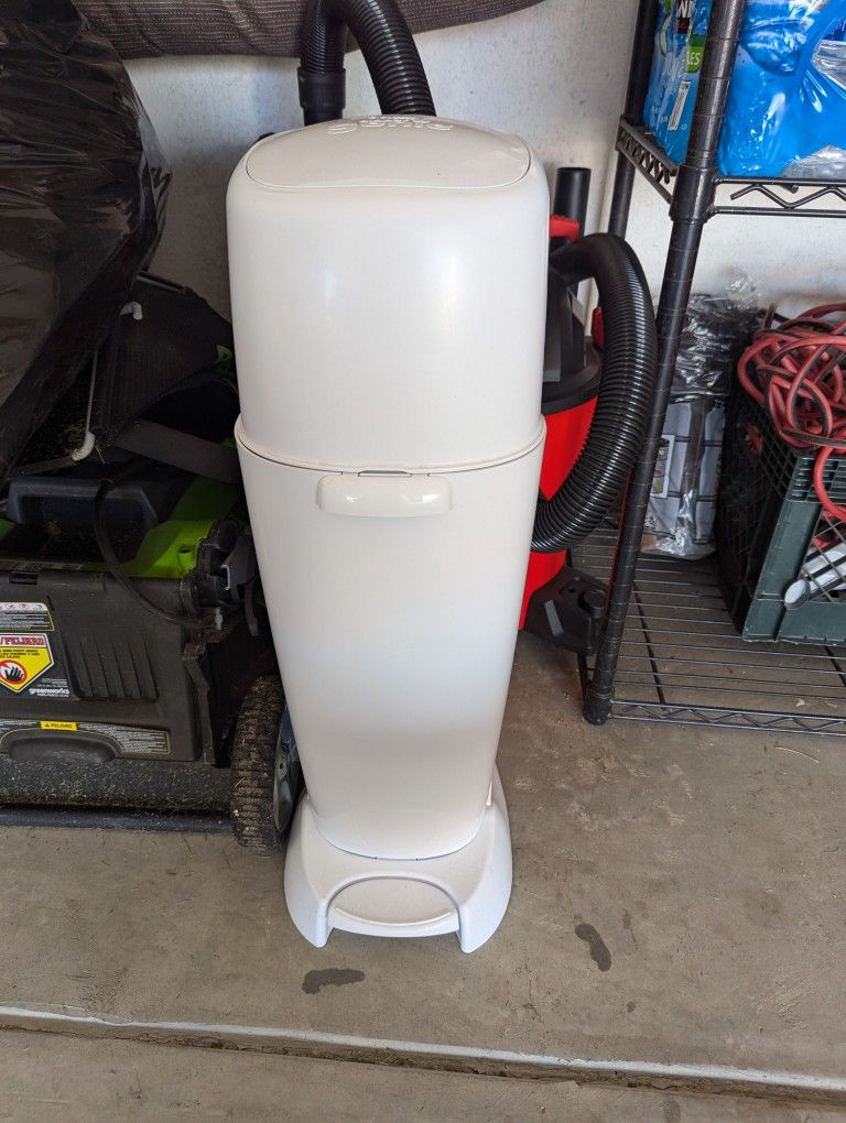 Diaper Genie Pail