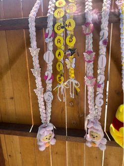 Graduation leis