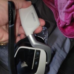 Wireless Gaming Headsets Suround Sound I Have 5 Pairs 