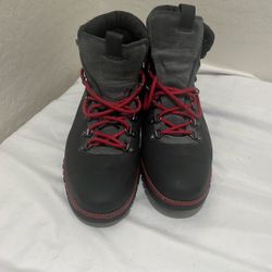 Cole Haan  Men’s Boot Size 11 1/2