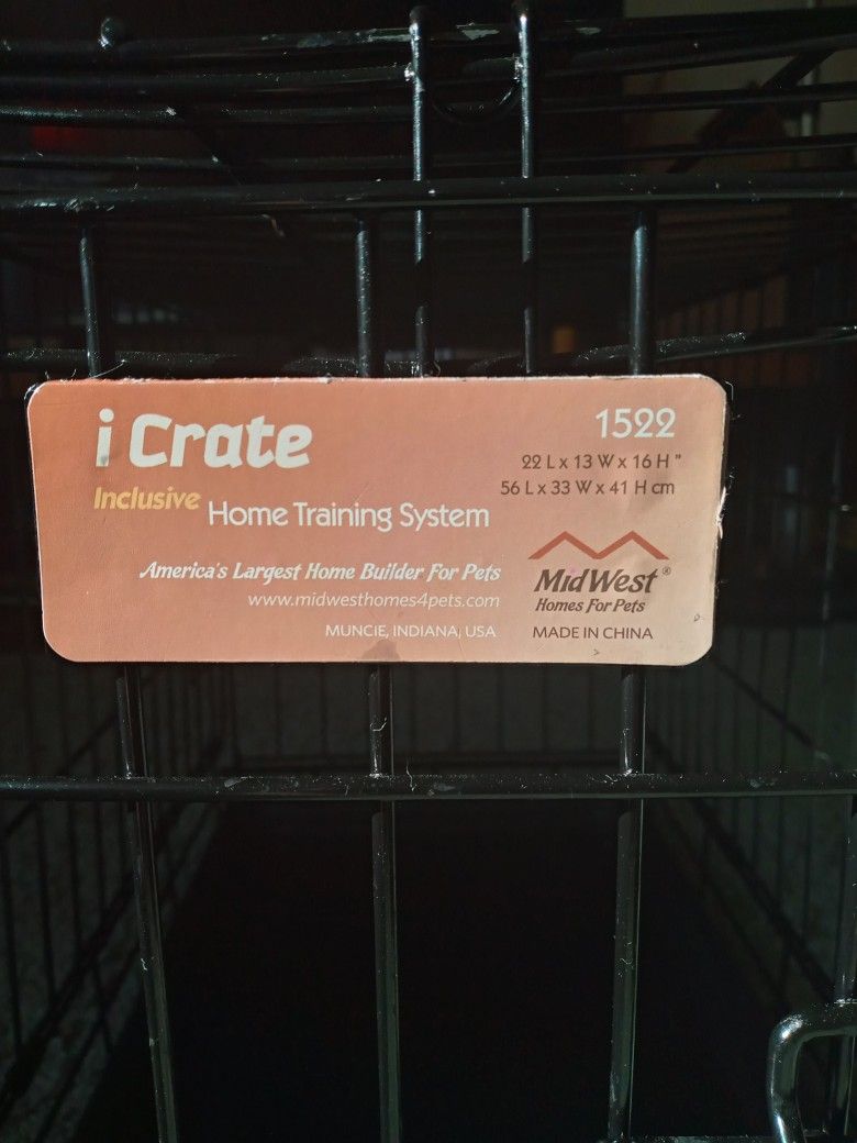 Pet Crate Barely Used