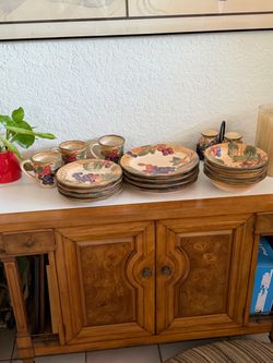 Vintage Circa 2004-2007  Vintage Certified International Stoneware Dinnerware Tuscany Pattern