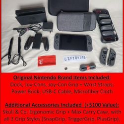 Nintendo Switch Bundle in EXCELLENT Condition: Comes with All Original Dock, Joy-Cons & Accessories