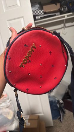 Tommy Hilfiger bag