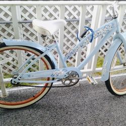 Girl’s Bike