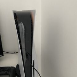 PS5. USED for Sale in Miami, FL - OfferUp