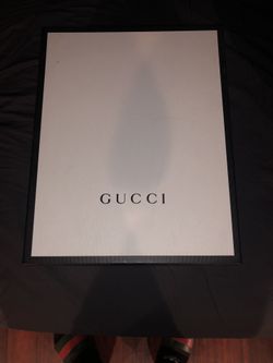 Authentic gucci shoes size 9 in gucci 10 in US