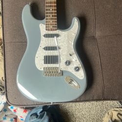 Fender Stratocaster Will Trade For Guitar With Floyd Rose