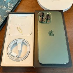 iPhone 13 Pro MAX Unlocked 512GB (Alpine Green)