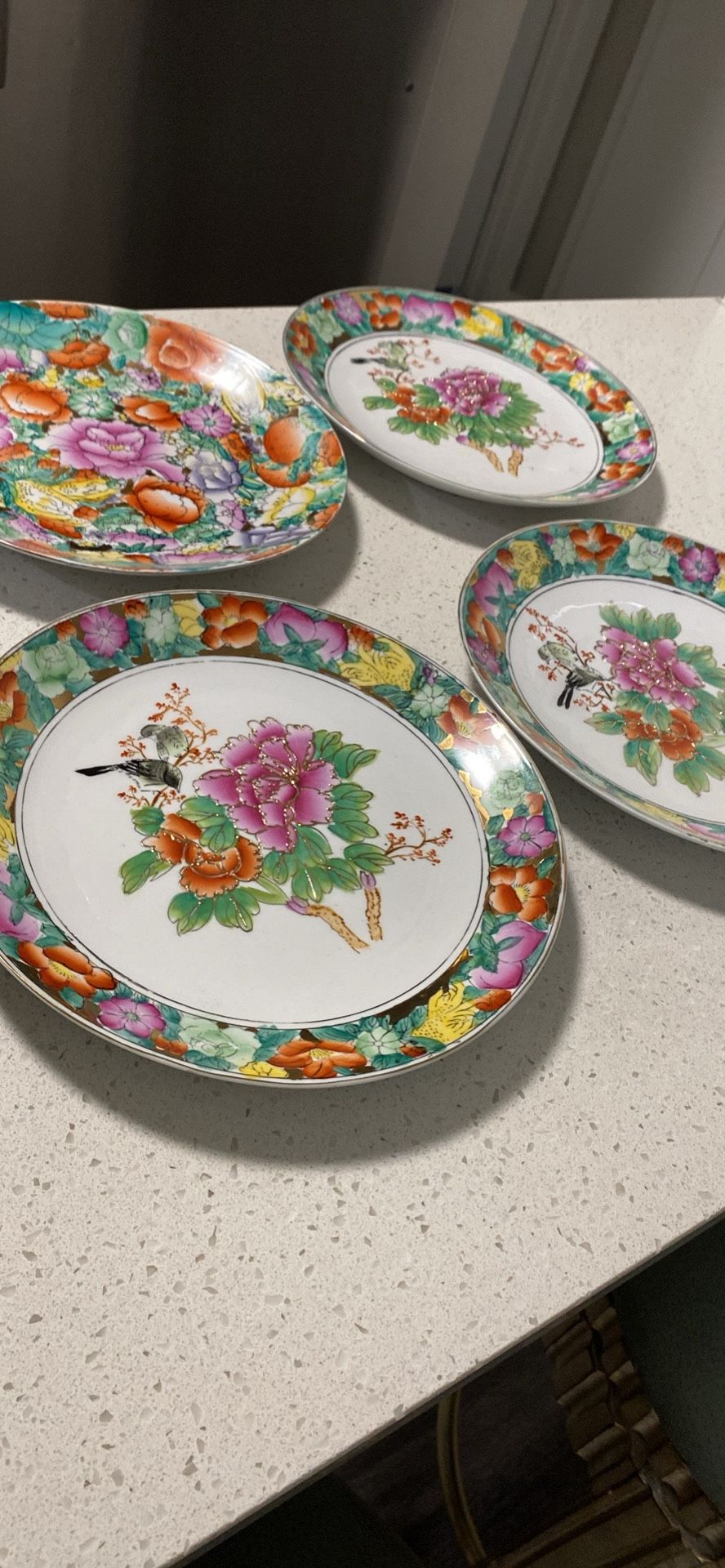 Beautiful Asian  Vintage Eight Decoration Plates