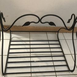 Beautiful metal storage rack 