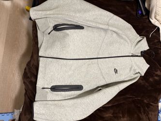 Nike tech
